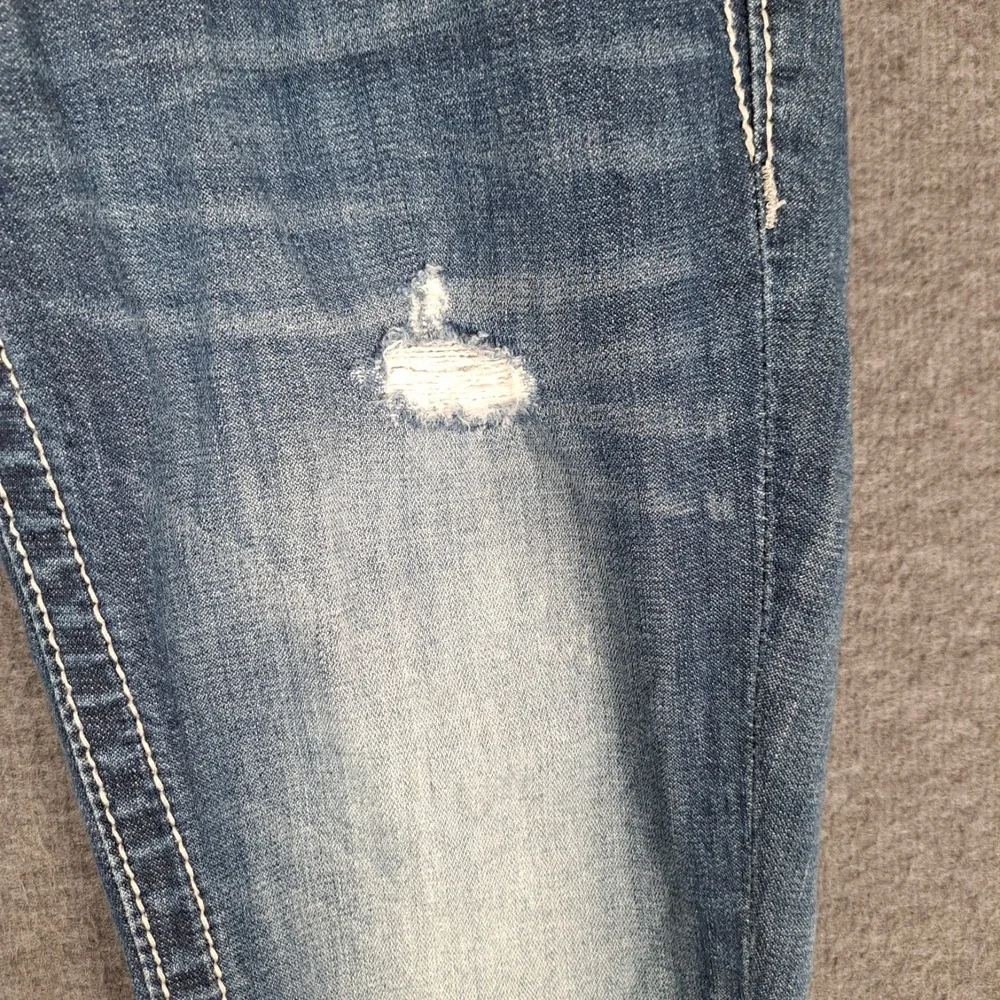 Miss Me Signature Cuffed Skinny Crochet Rhinestone Distressed Jeans Women's 25
